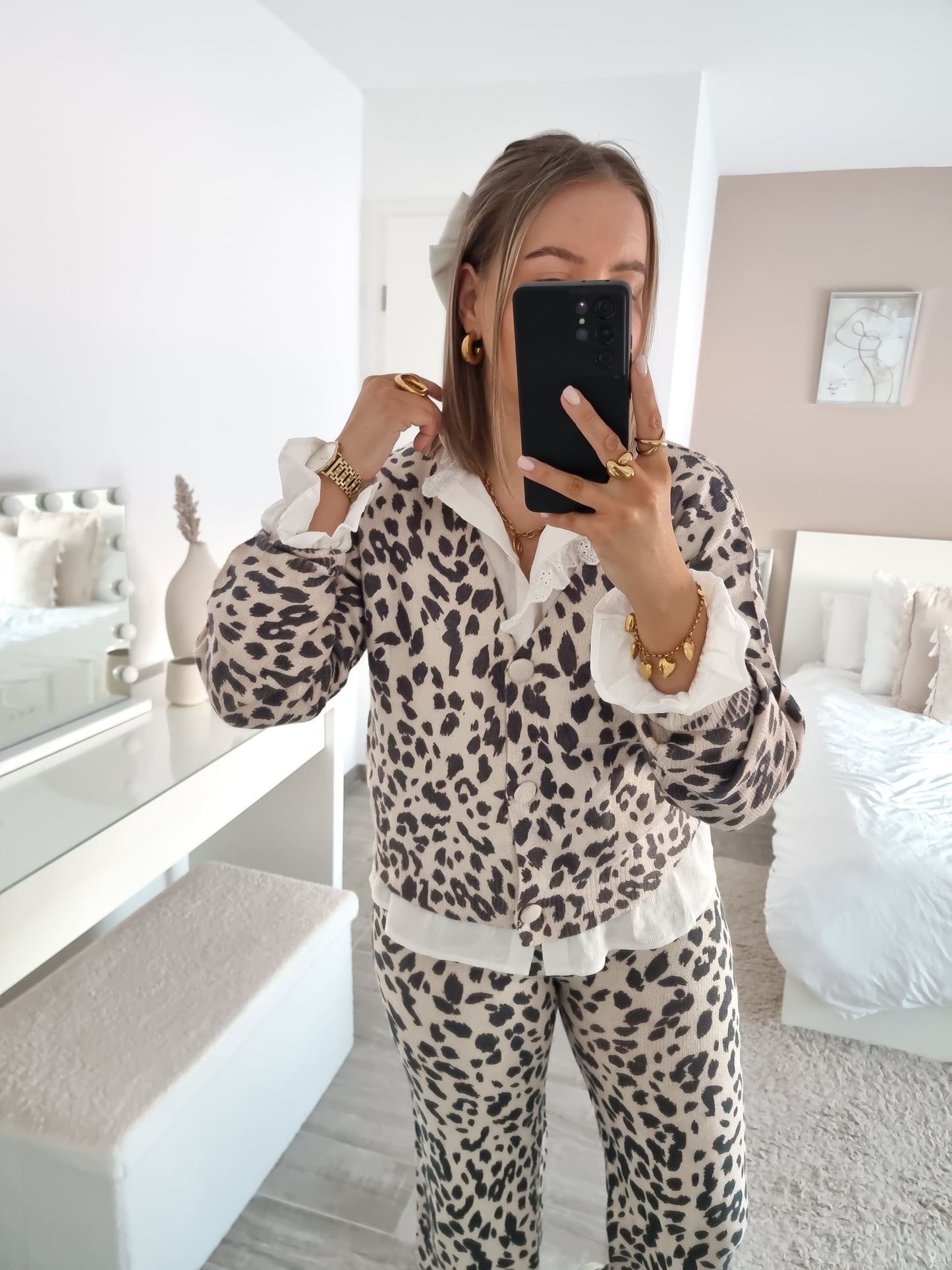 Nia Cardigan